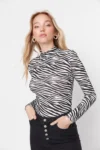 Siyah Zebra Desenli Uzun Kol Bluz - 10259