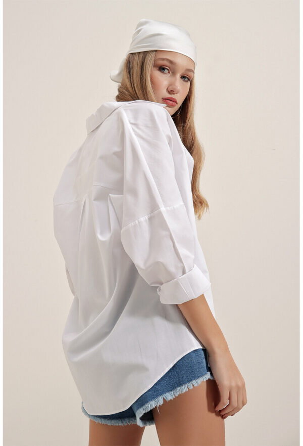 Kadın Oversize Uzun Basic Beyaz Gömlek - 10412
