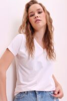 Beyaz V Yaka Basic Tişört - 10558