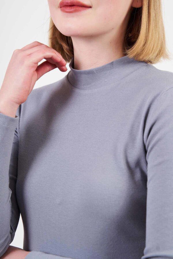 Kadın Gri Yarım Balıkçı Yaka Bluz - 10677