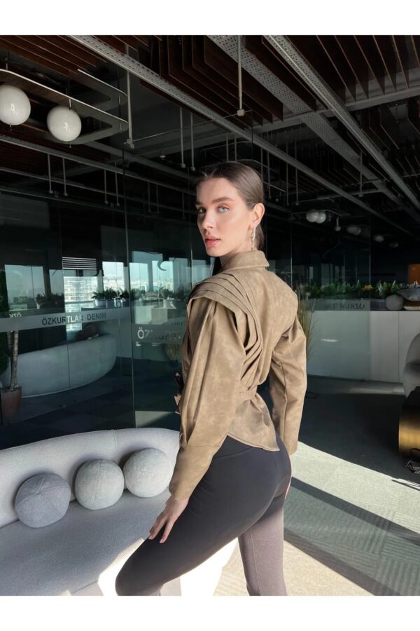 Kadın Sütlü Kahve Kuşaklı Tek Düğmeli Tasarım Süet Ceket - 10890